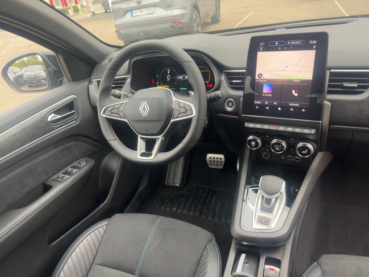 Fahrzeugabbildung Renault Arkana Esprit Alpine 160 EDC 360 Grad Kamera+EPH