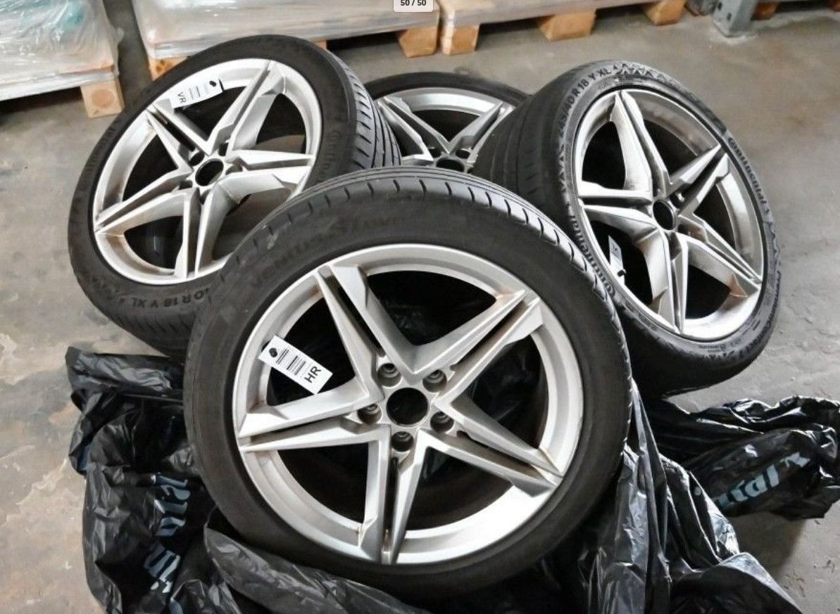 Fahrzeugabbildung Audi A4 Av 40d Quattro S Line Exter+Inter AT7