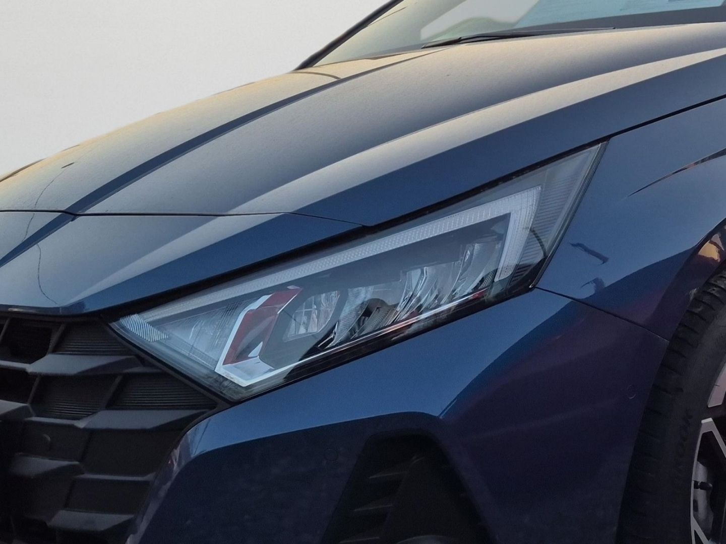 Fahrzeugabbildung Hyundai i20 N Line (100PS) +Assistenz-Paket+Dachlackieru