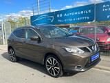 Nissan Qashqai 1.6 dCi DPF Xtronic Tekna - Nissan Qashqai mit Diesel-Antrieb: Navigationssystem, Limousine