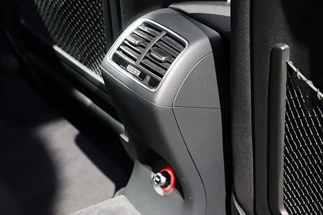 Q3 1.4 TFSI design LED NAVI PDC TEMPOMAT BT DAB