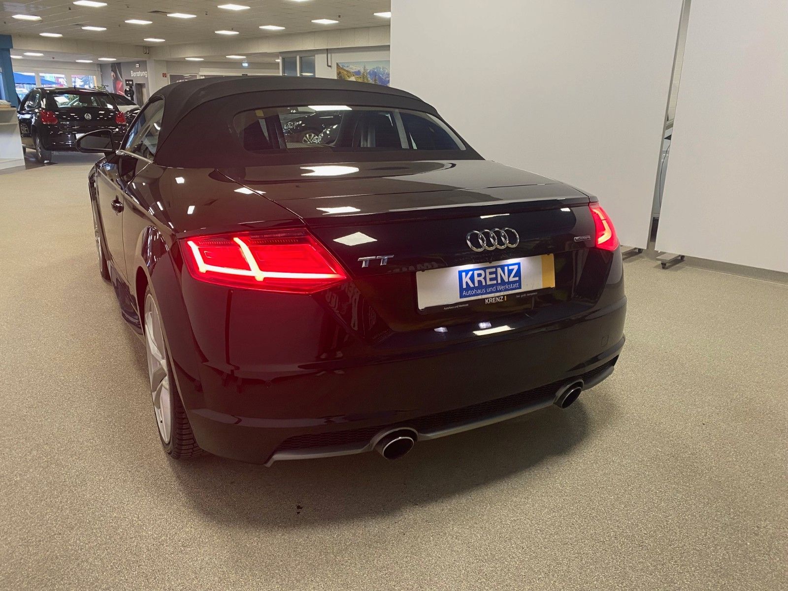 Fahrzeugabbildung Audi TT S-Line Roadster 2.0 TFSI S tronic quattro+19"