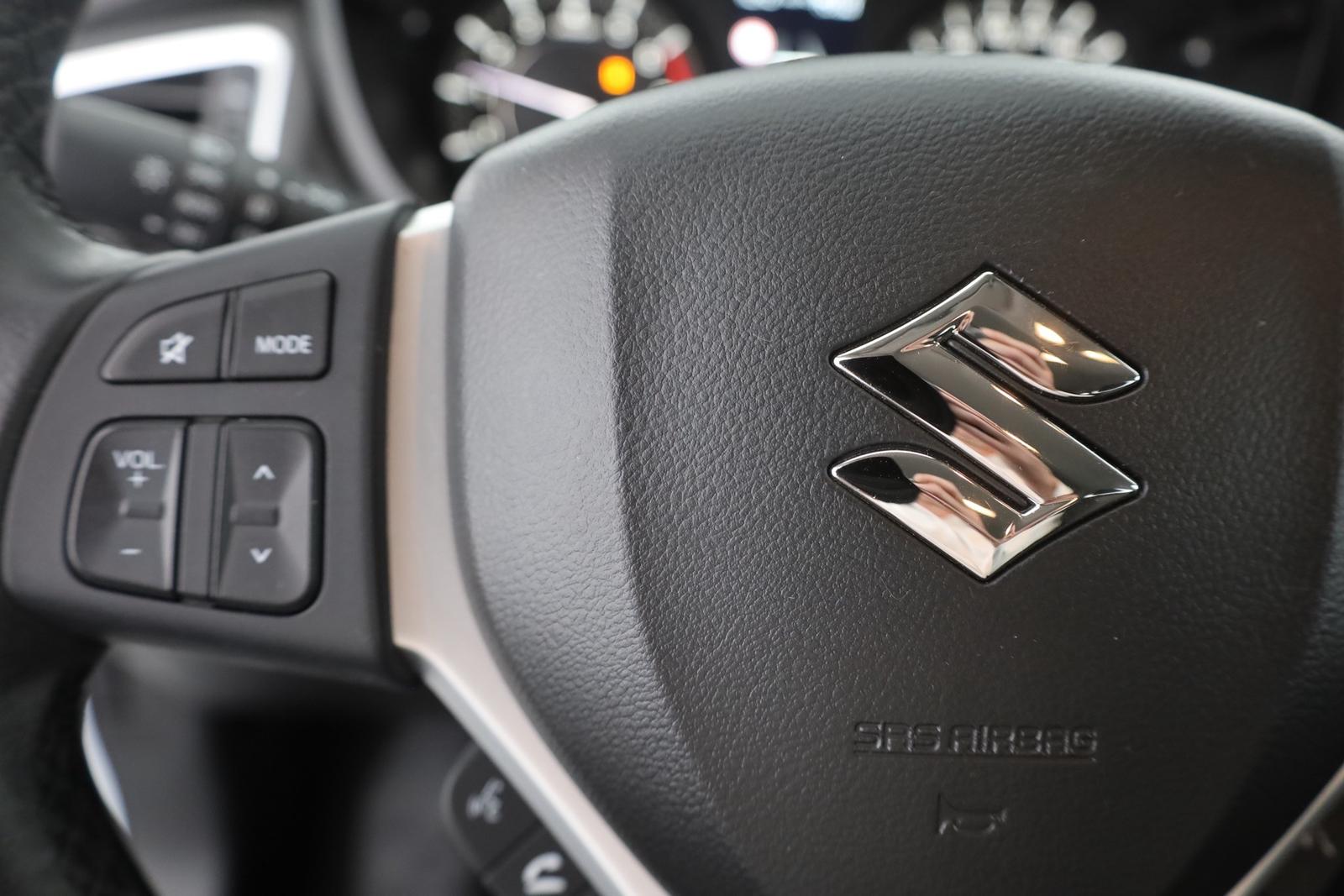 Suzuki S-Cross 1.4 4WD LED ACC Navi Kamera Sitzheizung