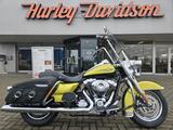 Harley-Davidson FLHRC Road King Classic - HARLEY-DAVIDSON 2011 ROAD KING