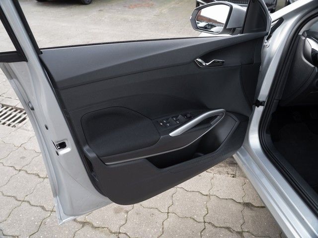 Fabia 1.0 MPI Style WINTER+NAVI+PDC+SOUND