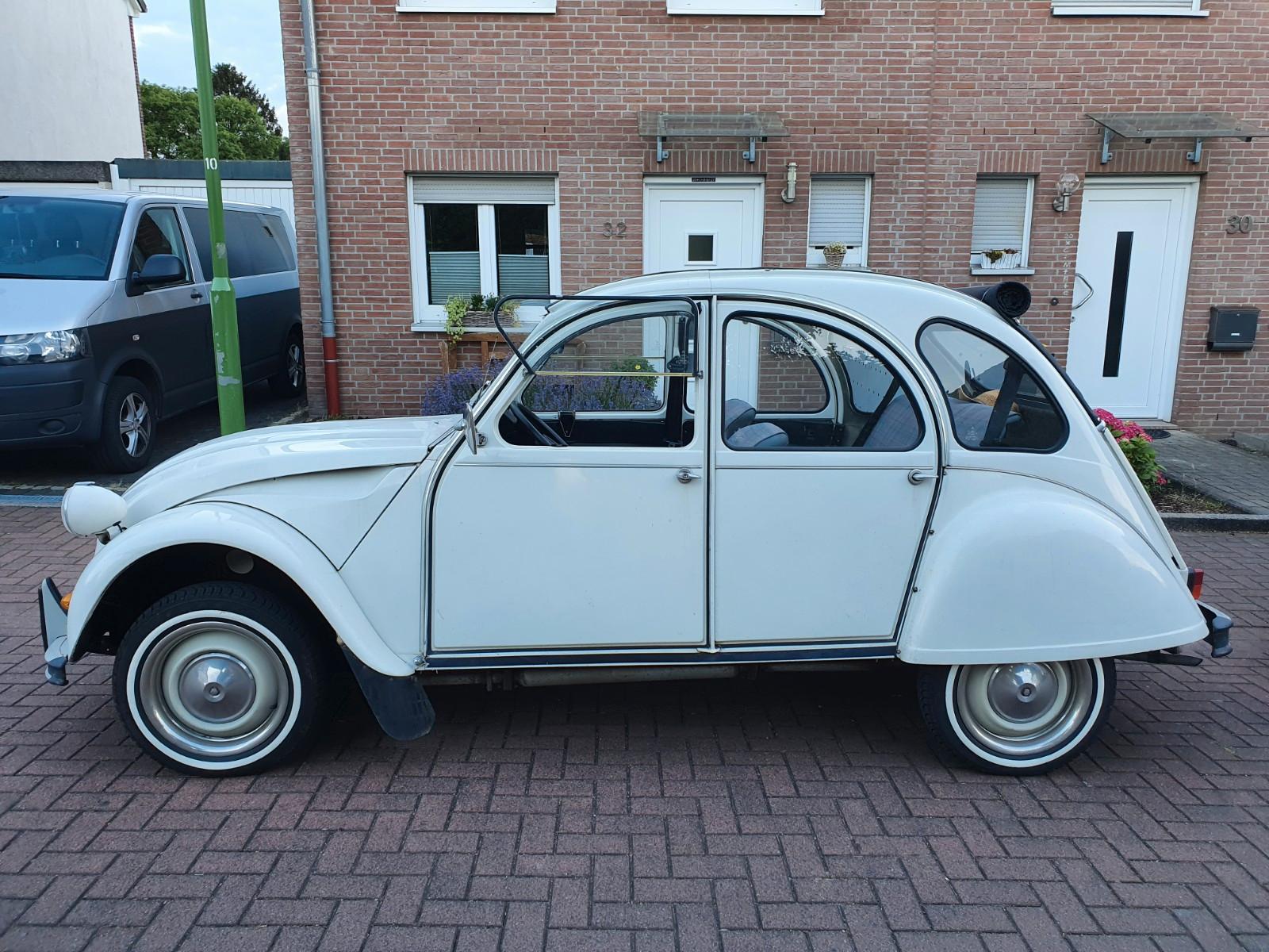 Citroën 2 CV6+UNRESTAURIERTER ORIGINALZUSTAND+1. CHASSIS