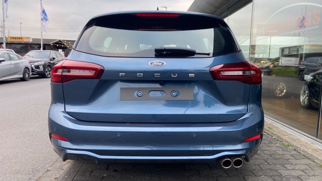 Fahrzeugabbildung Ford Focus Turnier 1.0EB 155PS ST-Line NAVI , LED