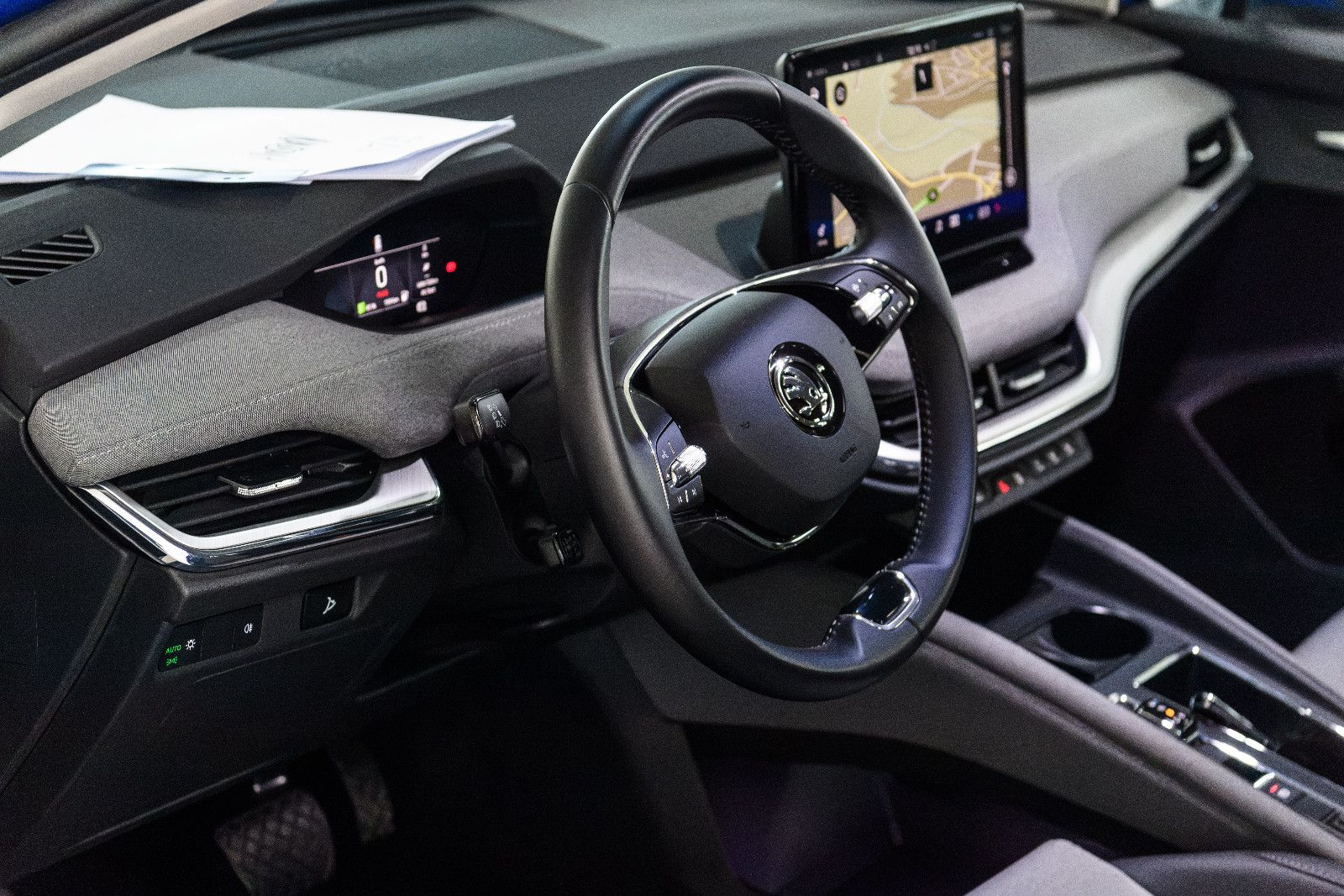 Fahrzeugabbildung SKODA Enyaq 50 NAVI+LED+RFK