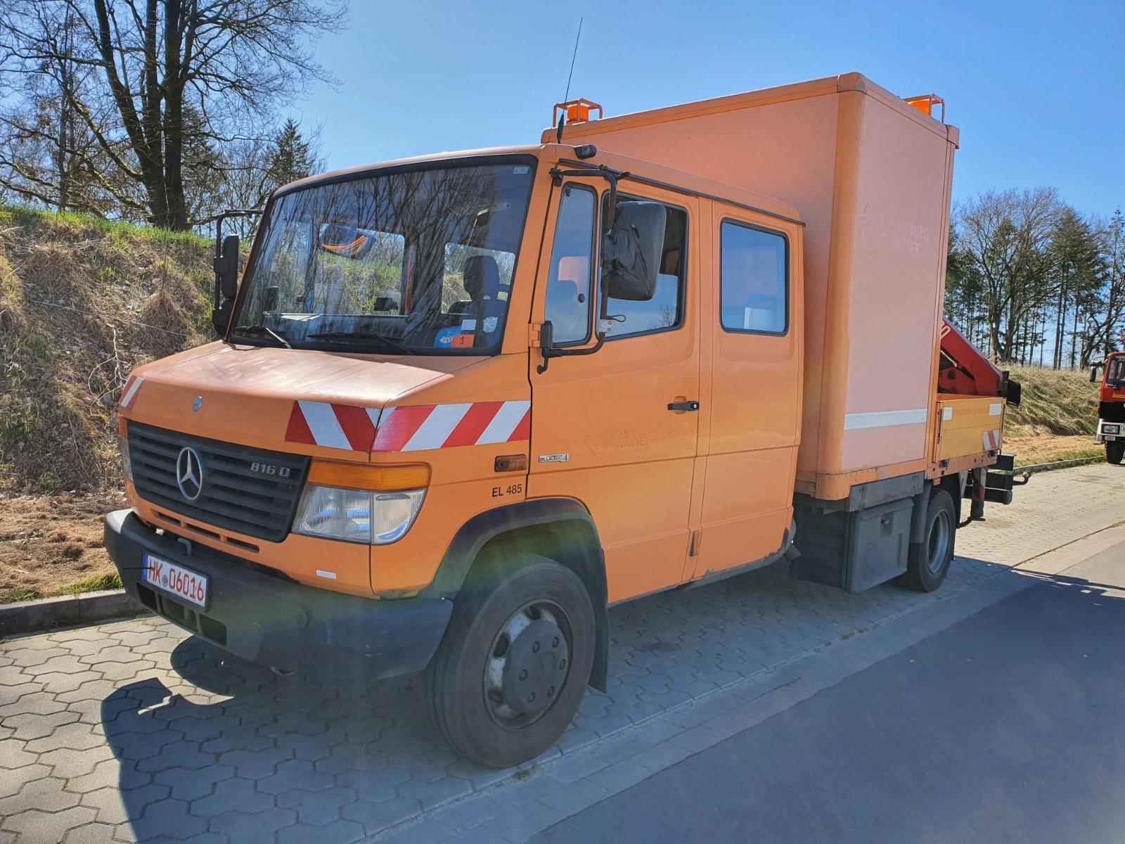 Mercedes-Benz Vario 816D DoKa Werkstattwagen HMF400 Kran