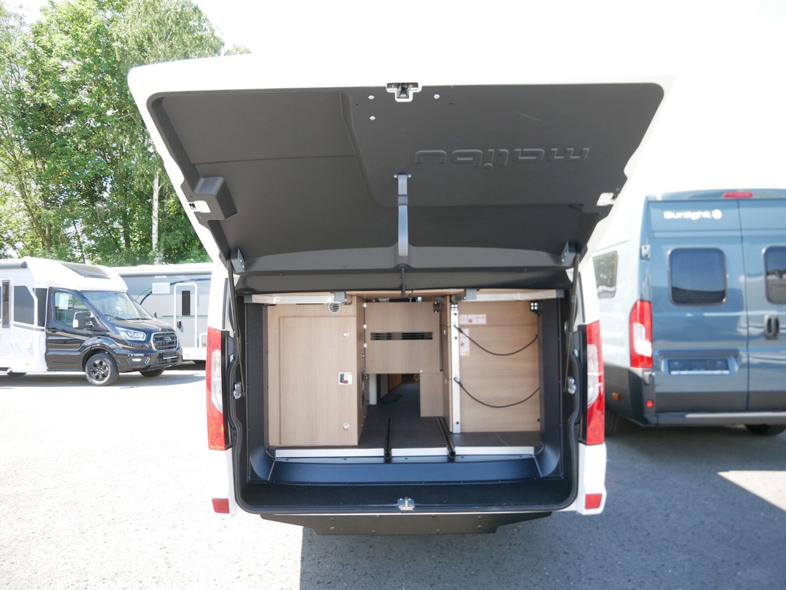 Fahrzeugabbildung Malibu Genius 641 LE Dachklimaanlage geschenkt