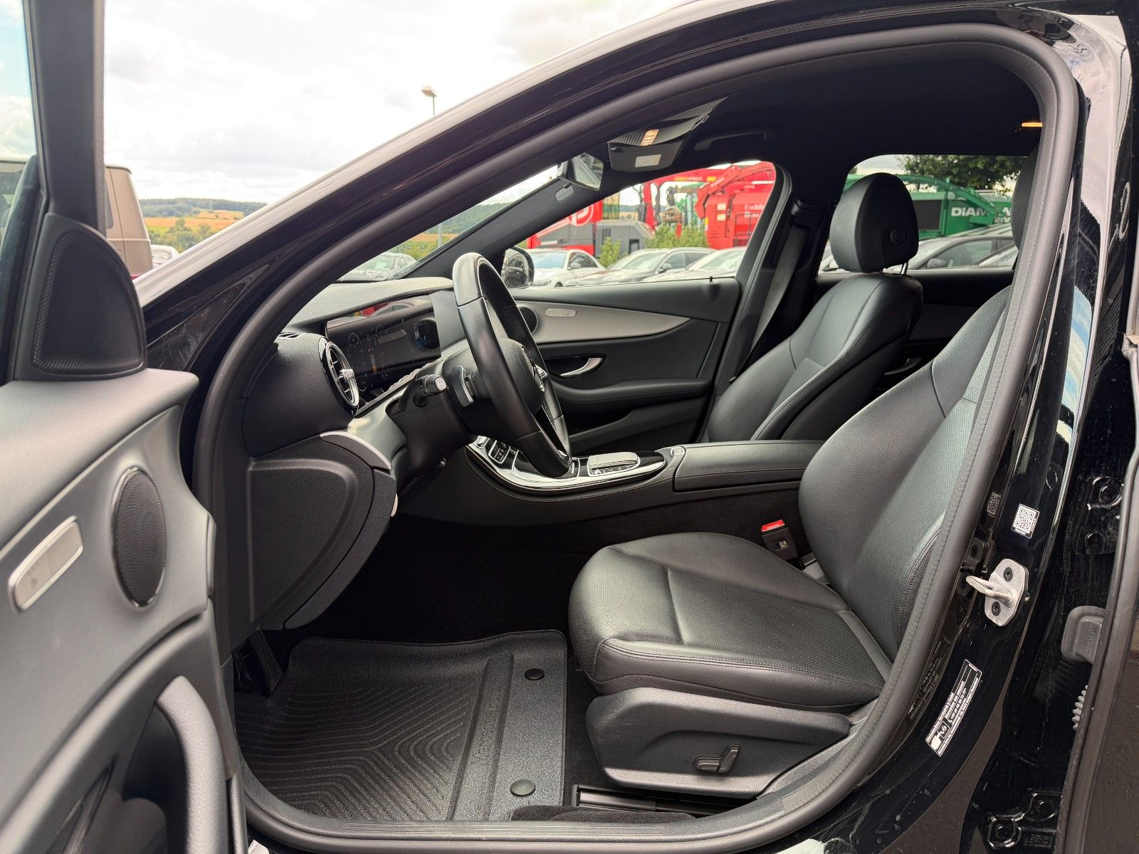 Fahrzeugabbildung Mercedes-Benz E 200 d T TAXI AVANTGARDE R-Kamera+Kindersitz