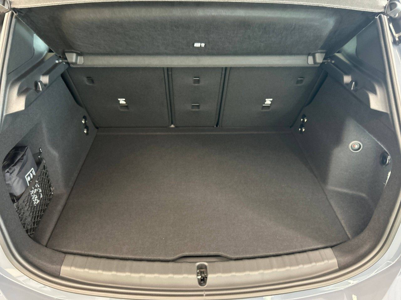 BMW 223 Active Tourer - Bild 15