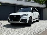 Audi SQ7 Stand., HUD, Leder, Sportsitze, Panoramadach