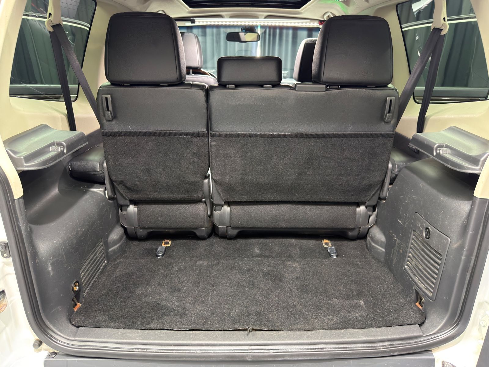 Fahrzeugabbildung Mitsubishi Pajero 3.2 DI-D Top|LEDER|NAVI|SCHNEESCHILD|BOSS