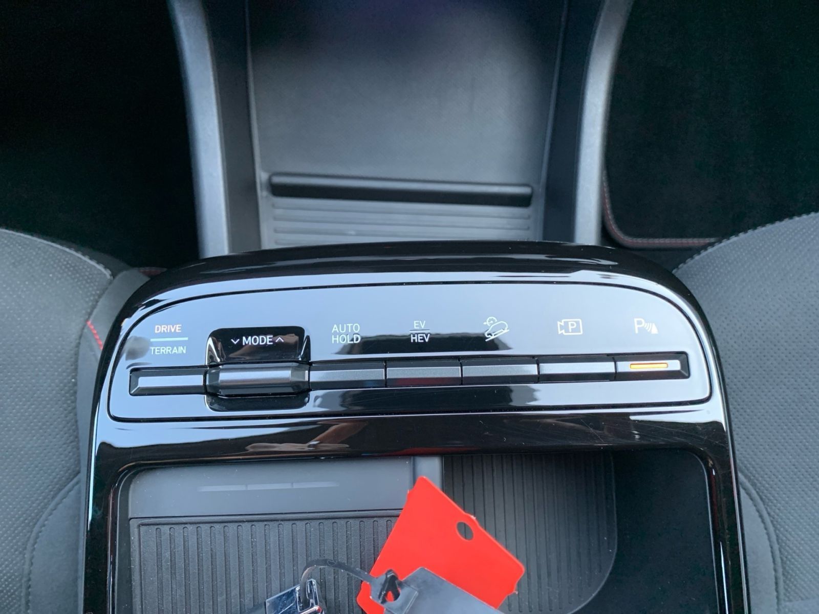 Fahrzeugabbildung Hyundai TUCSON 1.6 T-GDI N Line Plug-In Hybrid 4WD Sitz