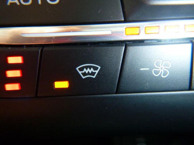 Fahrzeugabbildung Ford Focus ACTIVE 1,5 EcoB >AUT/Headup/NAV/LED/PAN<