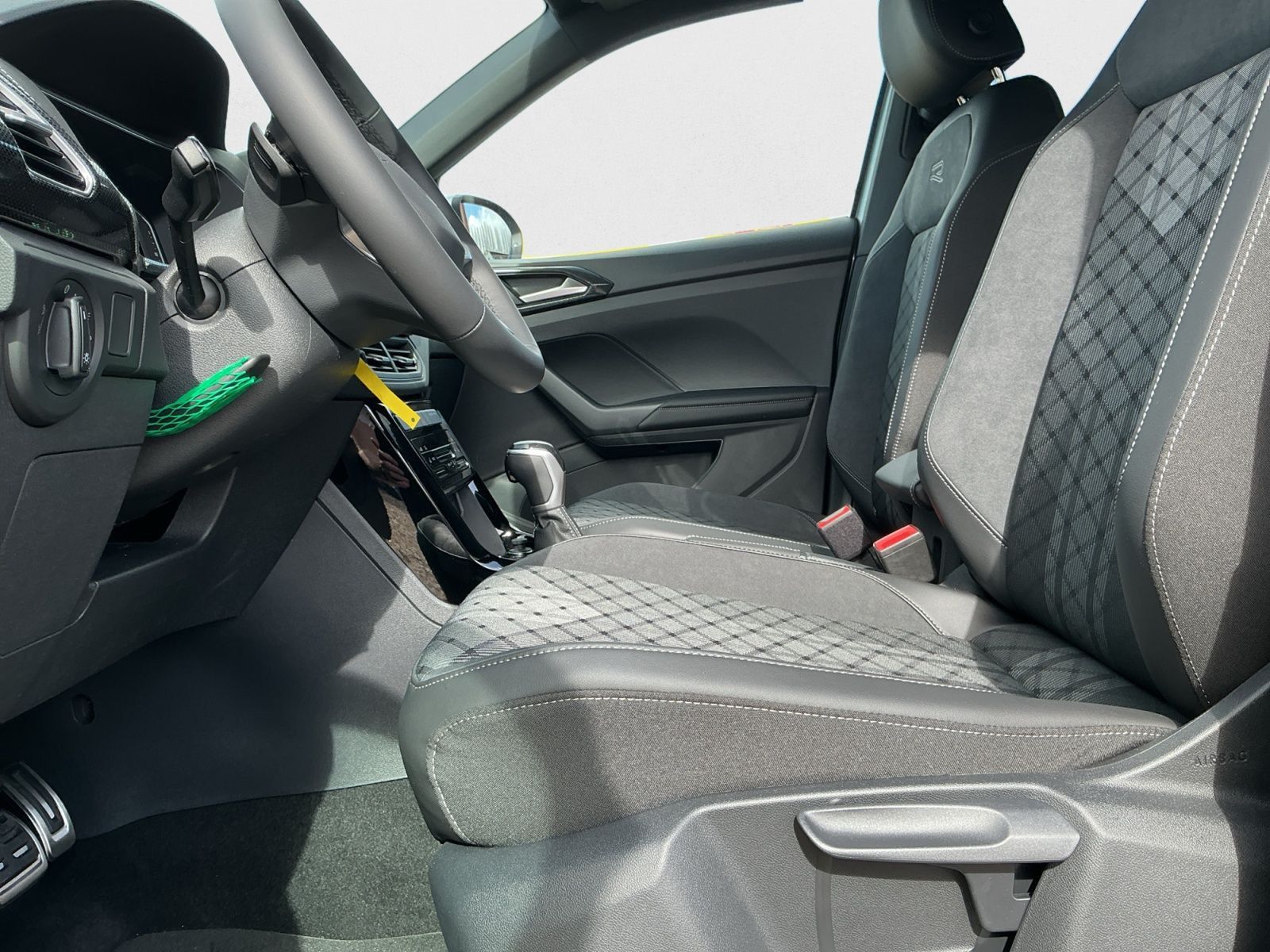 Volkswagen T-Cross - Bild 9