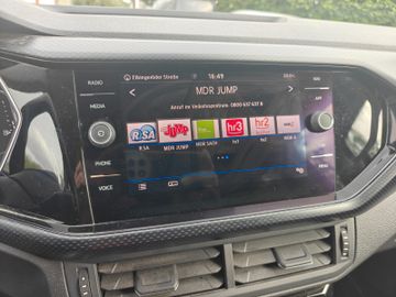 Volkswagen T-Cross - 11