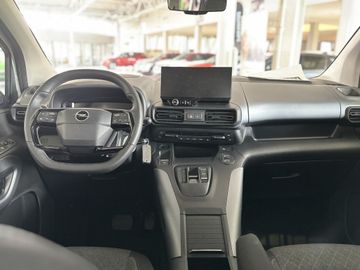 Fotografie des Opel Combo 1.5 D Automatik GS