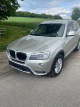 BMW X3 F25 20d X-Drive - BMW 520 SUV