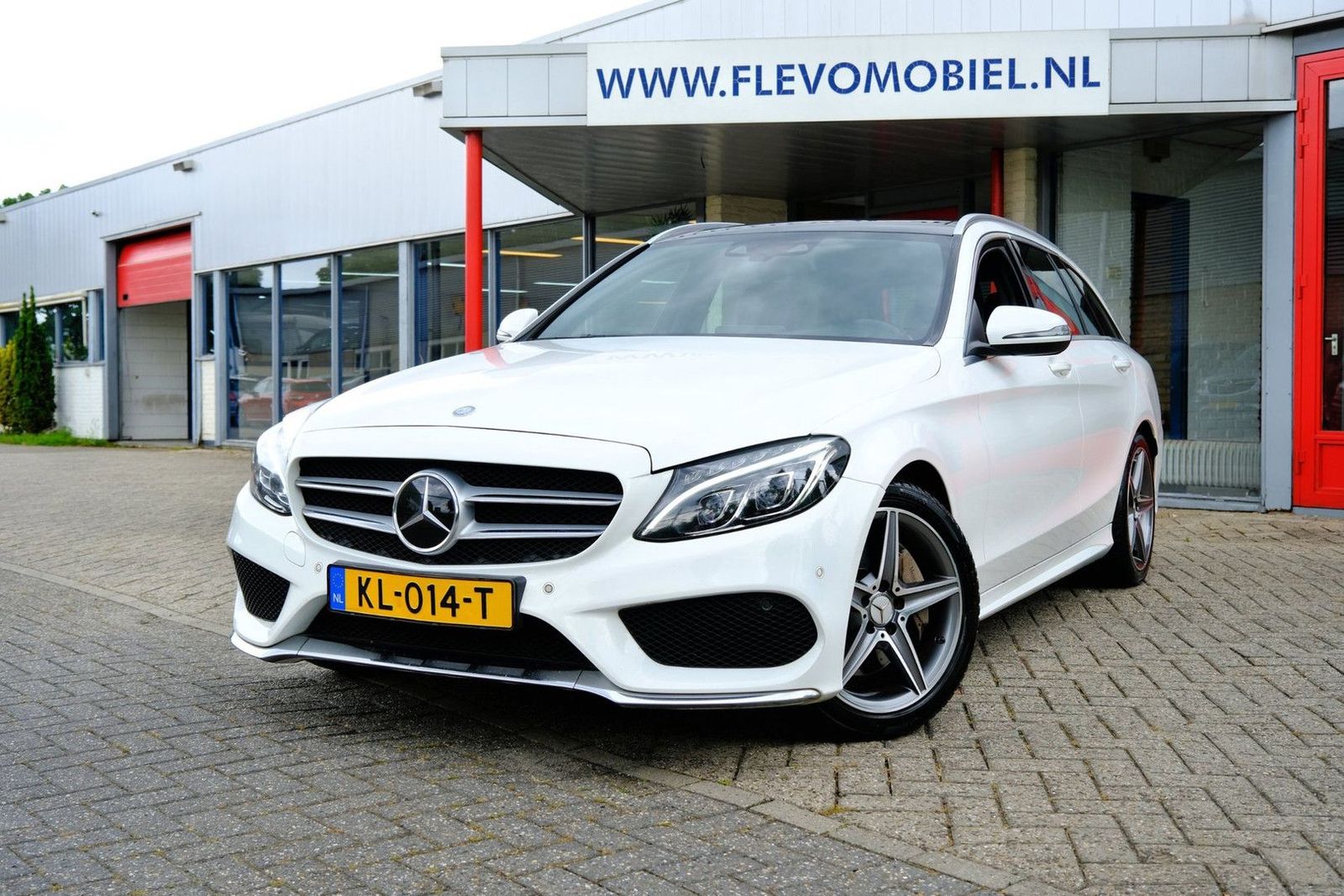MERCEDES-BENZ C 300 Estate CDI HYBRID AMG Edition 1 Aut. Pano|