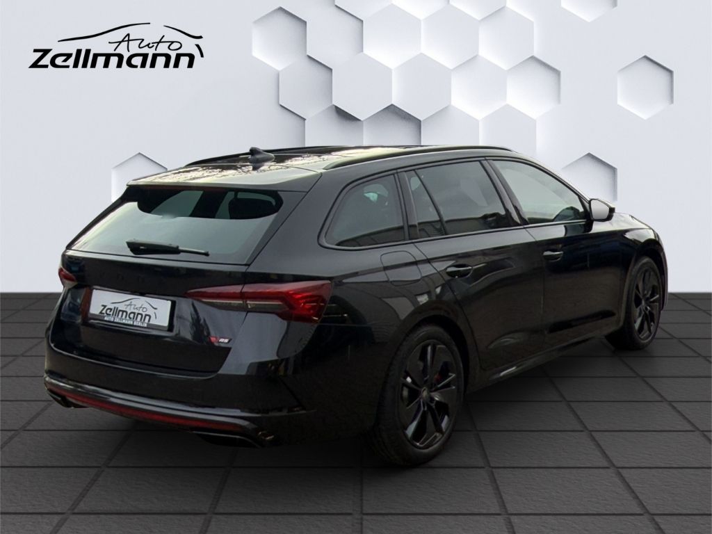 Octavia Combi RS 2.0TSI MatrixLED PanoDach ACC R