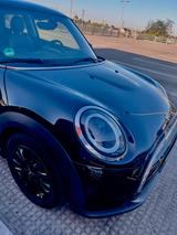 MINI COOPER - TÜV neu, Schwarz metallic, Automatik  - : Schwarz, Limousine, Metallic