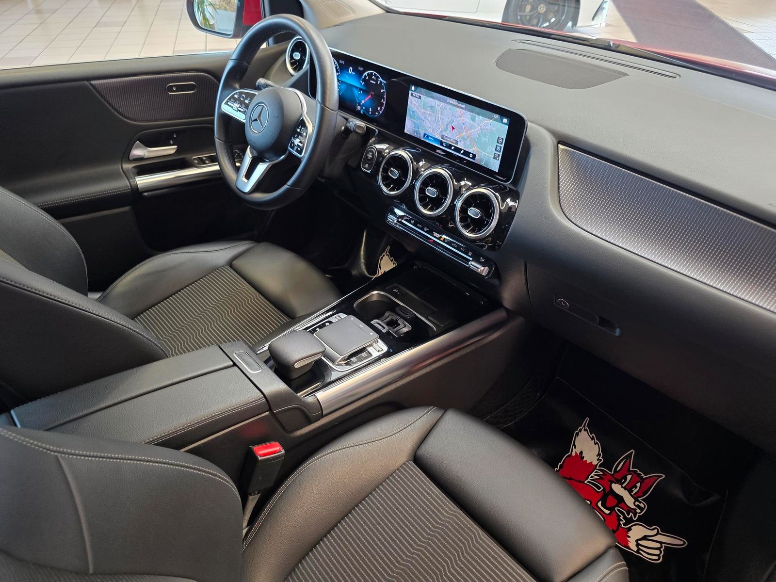 Fahrzeugabbildung Mercedes-Benz B250 Autom. /LED/Navi/StandHz/Park-As/Ahk