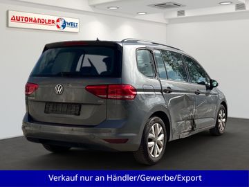 Volkswagen Touran - 5