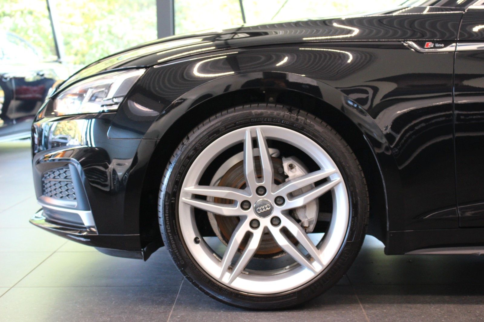 Fahrzeugabbildung Audi A5 2.0 TDI S Line Sportpaket 1.Hand+Keyless-Go
