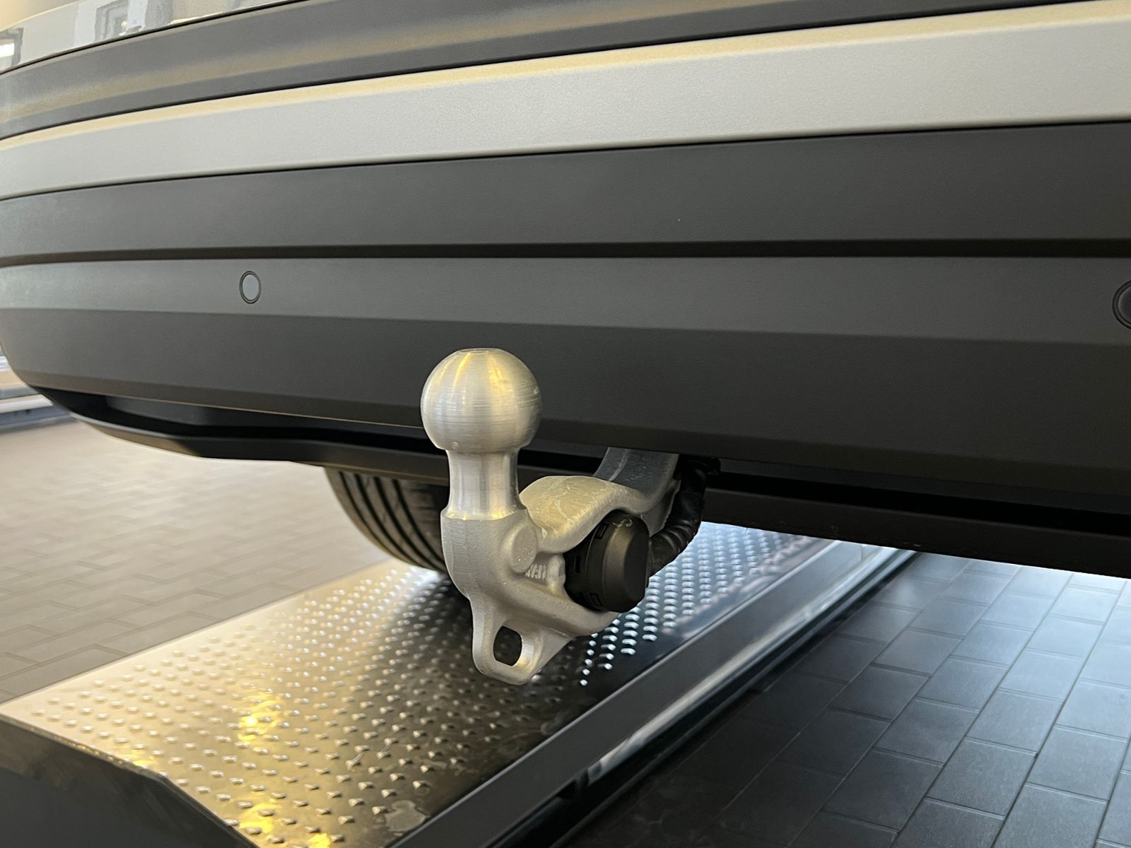 Fahrzeugabbildung SKODA Kodiaq Selection 2.0 TDI DSG *AHK,KESSY,19"-Felg