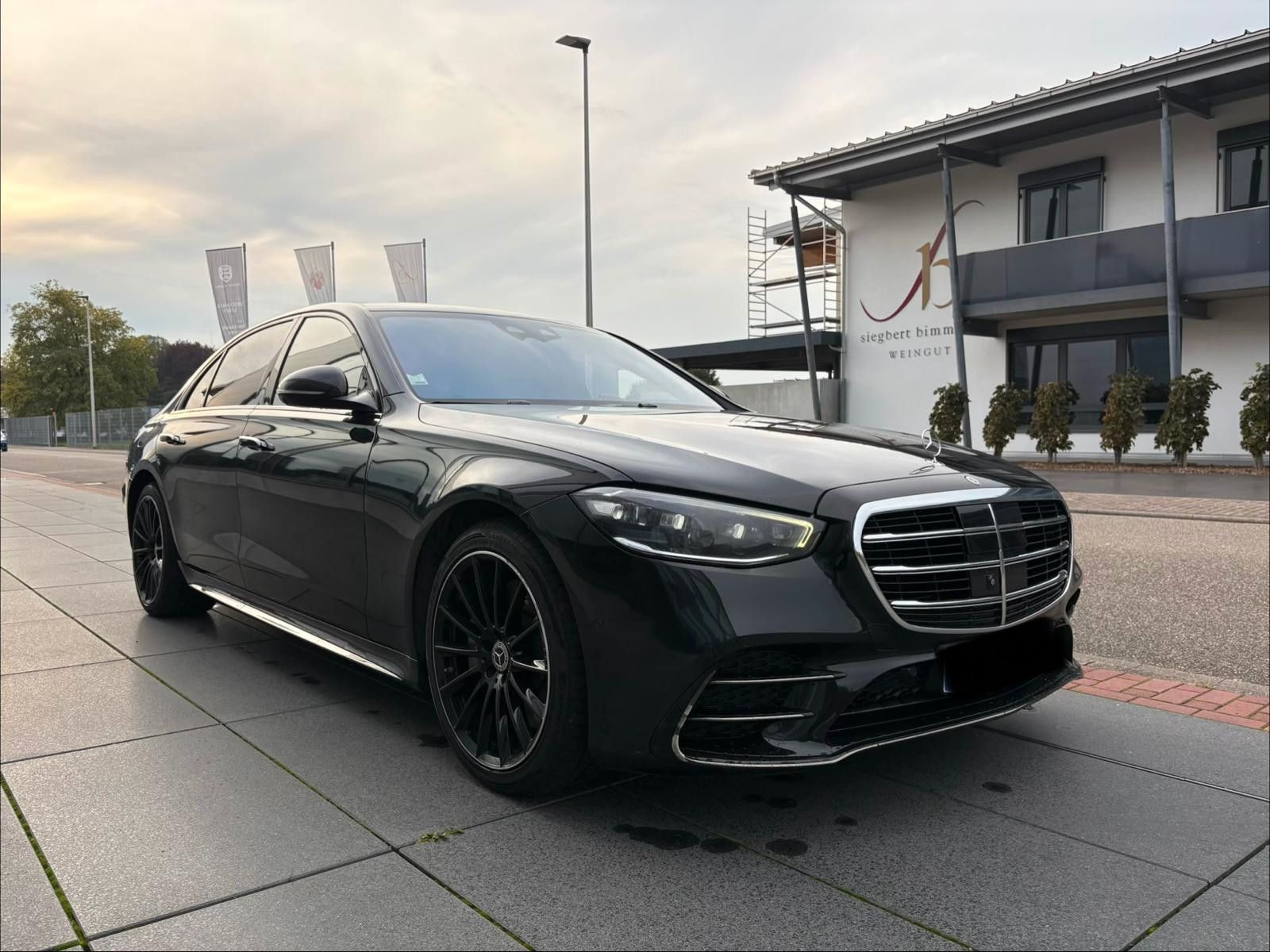 Mercedes-Benz S 580e 4MATIC L AMG Pano Head-Up.4D 3xTV DESIGNO imagem 2