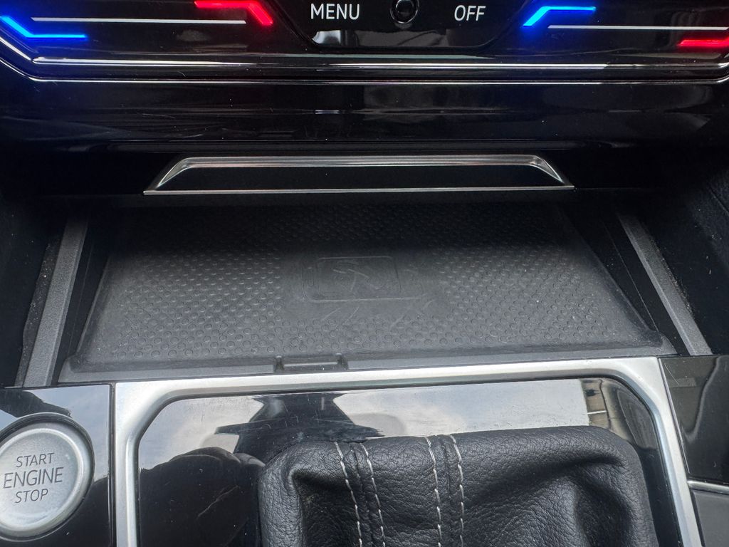 VW Arteon 2.0 TDI SB R-Line 4M*PANO*360*ACC*DCC* VW Arteon 2.0 TDI SB R-Line 4M*PANO*360*ACC*DCC*