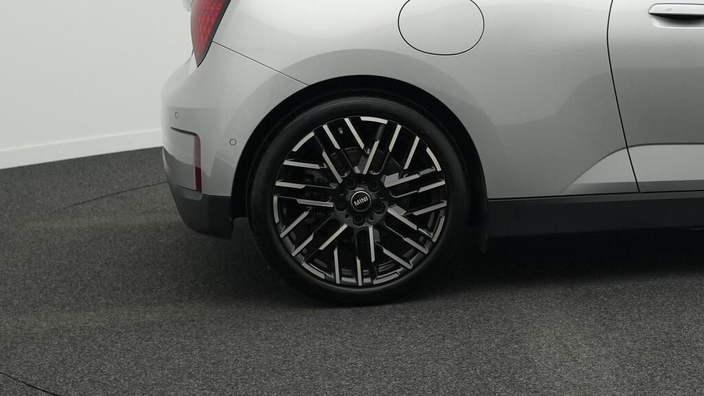 MINI Cooper SE - Bild 17