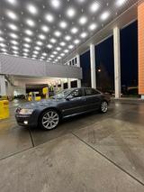 Audi a8 d3 4.2L - Audi A8 in Stuttgart