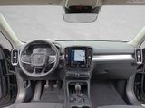 Volvo XC40 T2 Momentum 19" Rückfahrkam. abged.Scheiben - Volvo: Ab