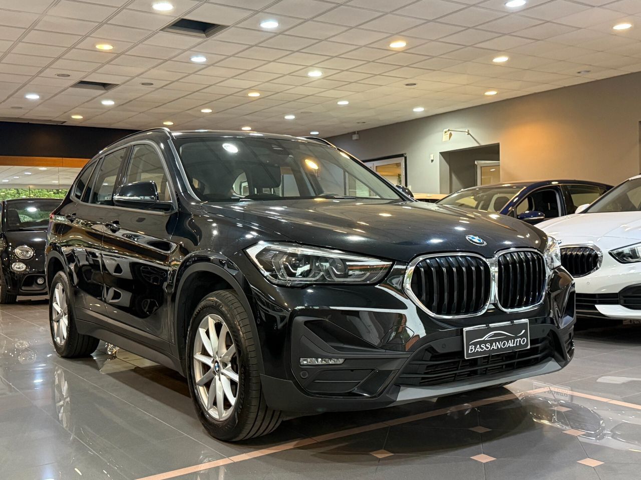BMW Bmw X1 sdrive16d Business Advantage Neo Patentat imagem 2