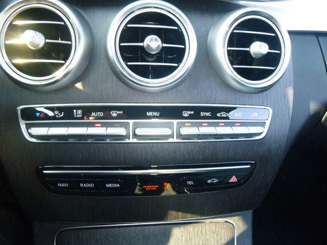 Fahrzeugabbildung Mercedes-Benz C 200 d Lim >NAVI/LED-Licht/SHZ/Parkassist/PDC<