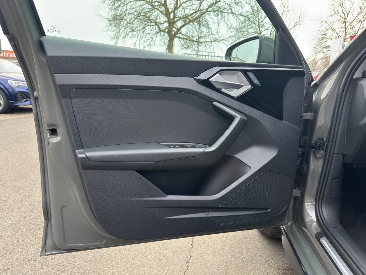 Fahrzeugabbildung Audi A1 allstreet 25 TFSI Smartphone Sitzhzg Phone Bo
