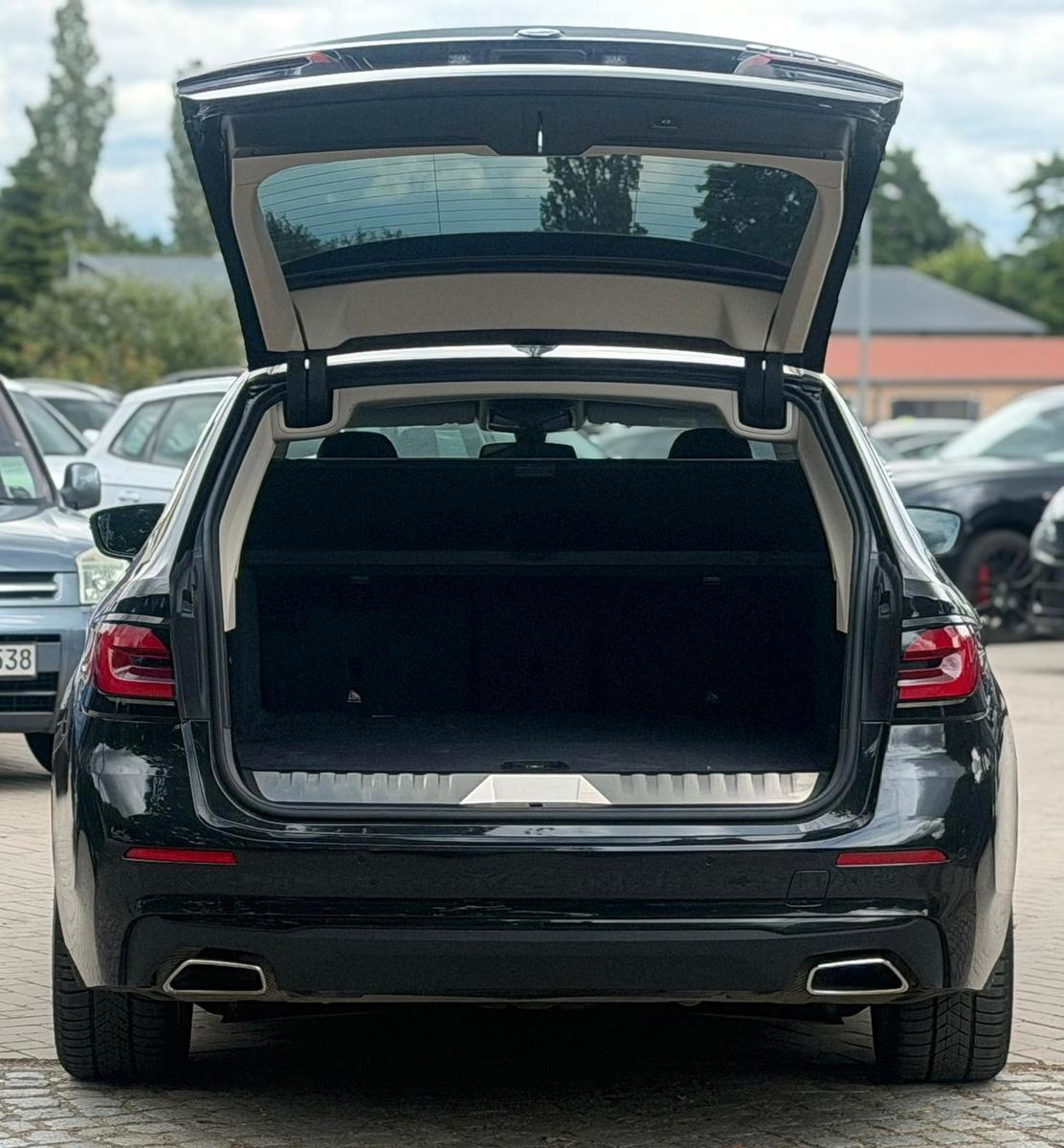 BMW 530e Touring LED*PDC*