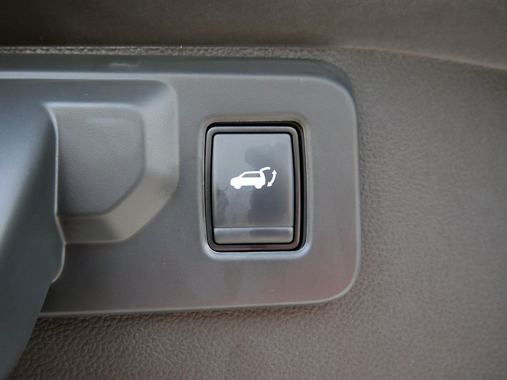 Fahrzeugabbildung Renault Austral Esprit Alpine Full Hybrid E-TECH 200