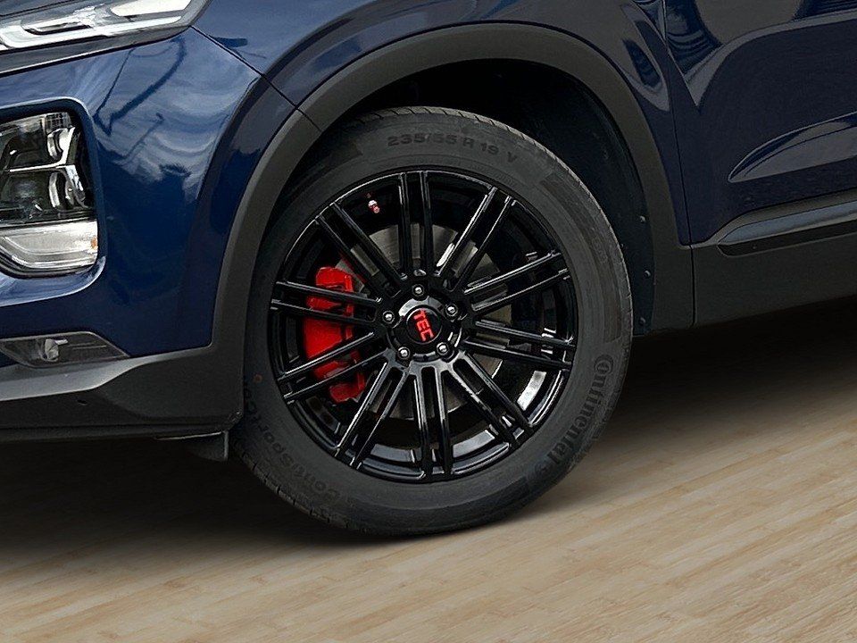 Fahrzeugabbildung Hyundai SANTA FE SEVEN 2.2 CRDi 4WD 8AT PREMIUM PANO 1HD