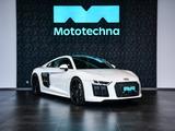 Audi R8 - Audi mit Benzin-Antrieb
