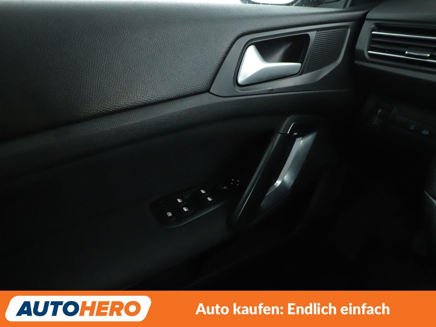 Peugeot 308 1.5 Blue-HDi Style *NAVI*CAM*TEMPO*SHZ*ALU*