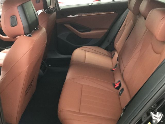 Skoda Superb Combi IV 2.0 TDI DSG L&K *AHK*DCC*MASSAGE