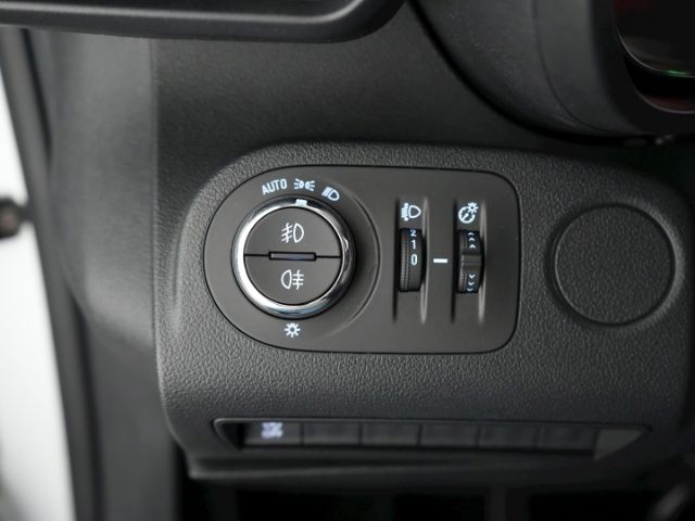 Combo E CARGO XL EDITION+NAVI+SCHIEBETÜR RECHTS+