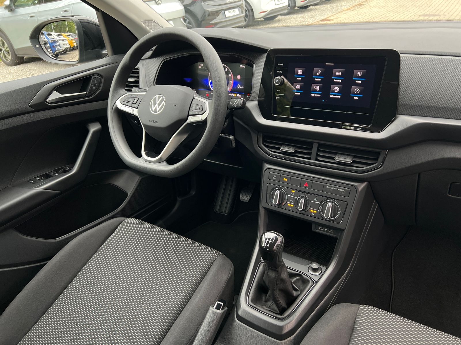 Fahrzeugabbildung Volkswagen T-Cross 1.0 TSI *Garantie, LED, App-Connect, PDC
