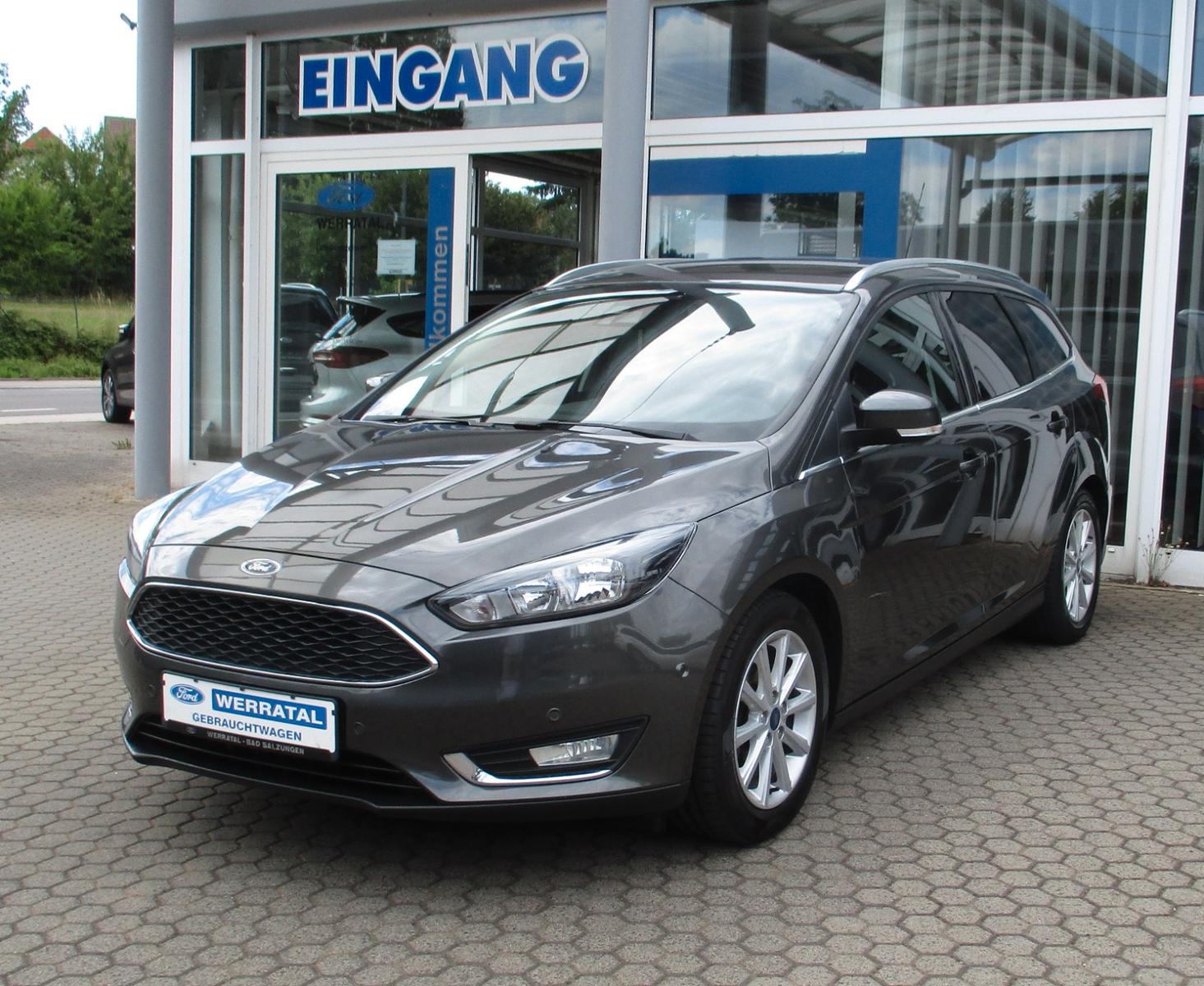Ford Focus Turnier Titanium / Winterpaket / PDC
