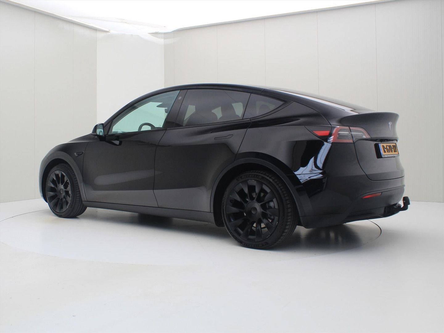 Tesla Model Y Standard RWD Plus 351pk [ TREKHAAK+LFP A imagem 3