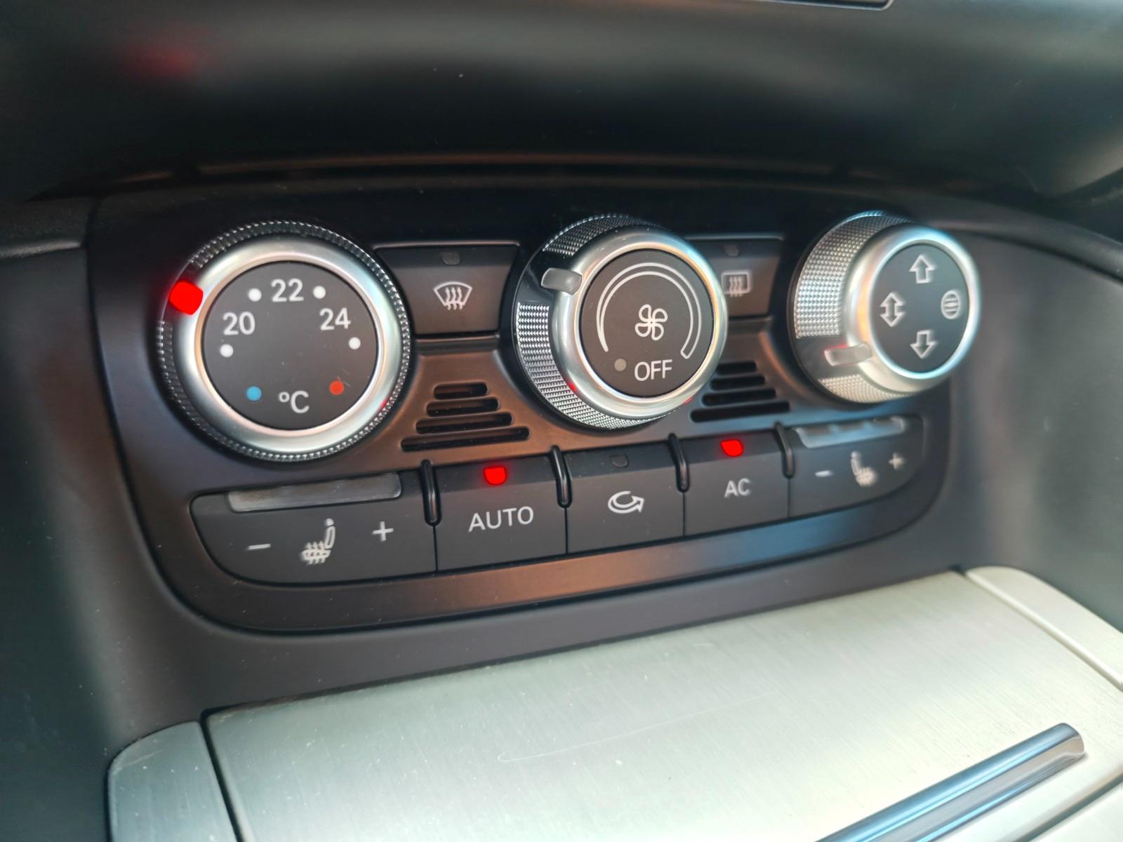 Audi TT RS COUPE AUT.*NAVI*LEDER*LED*2.HAND*BOSE*